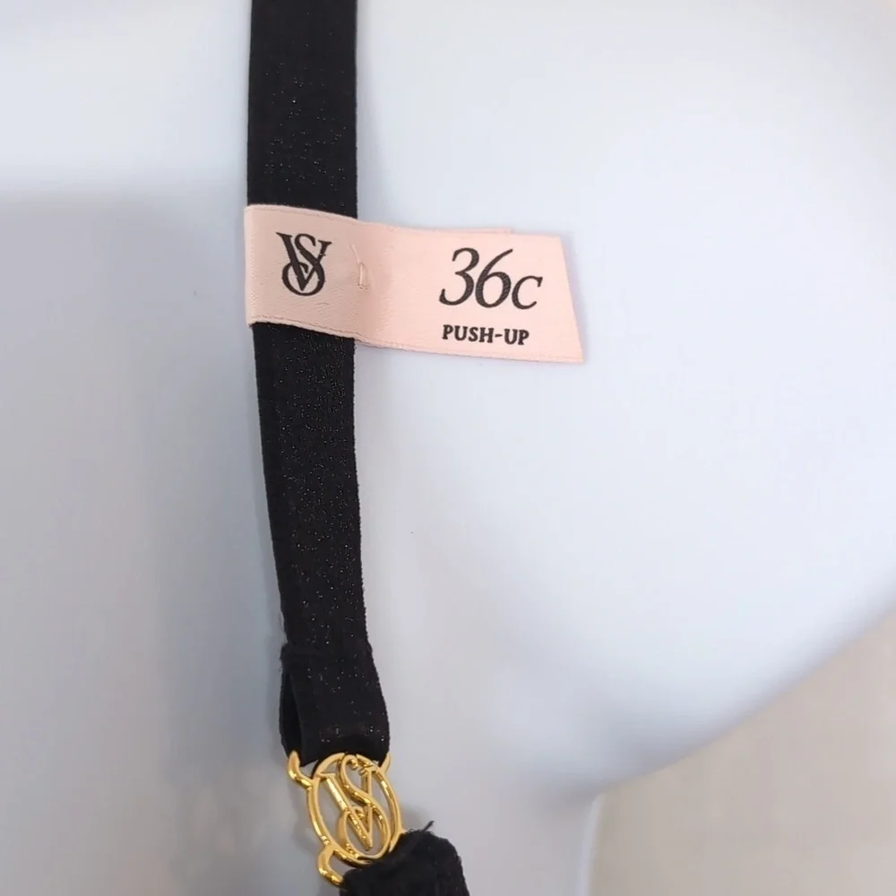 Victoria's Secret Black Very Sexy Demi Push-Up Bra Size 36C New with Tags